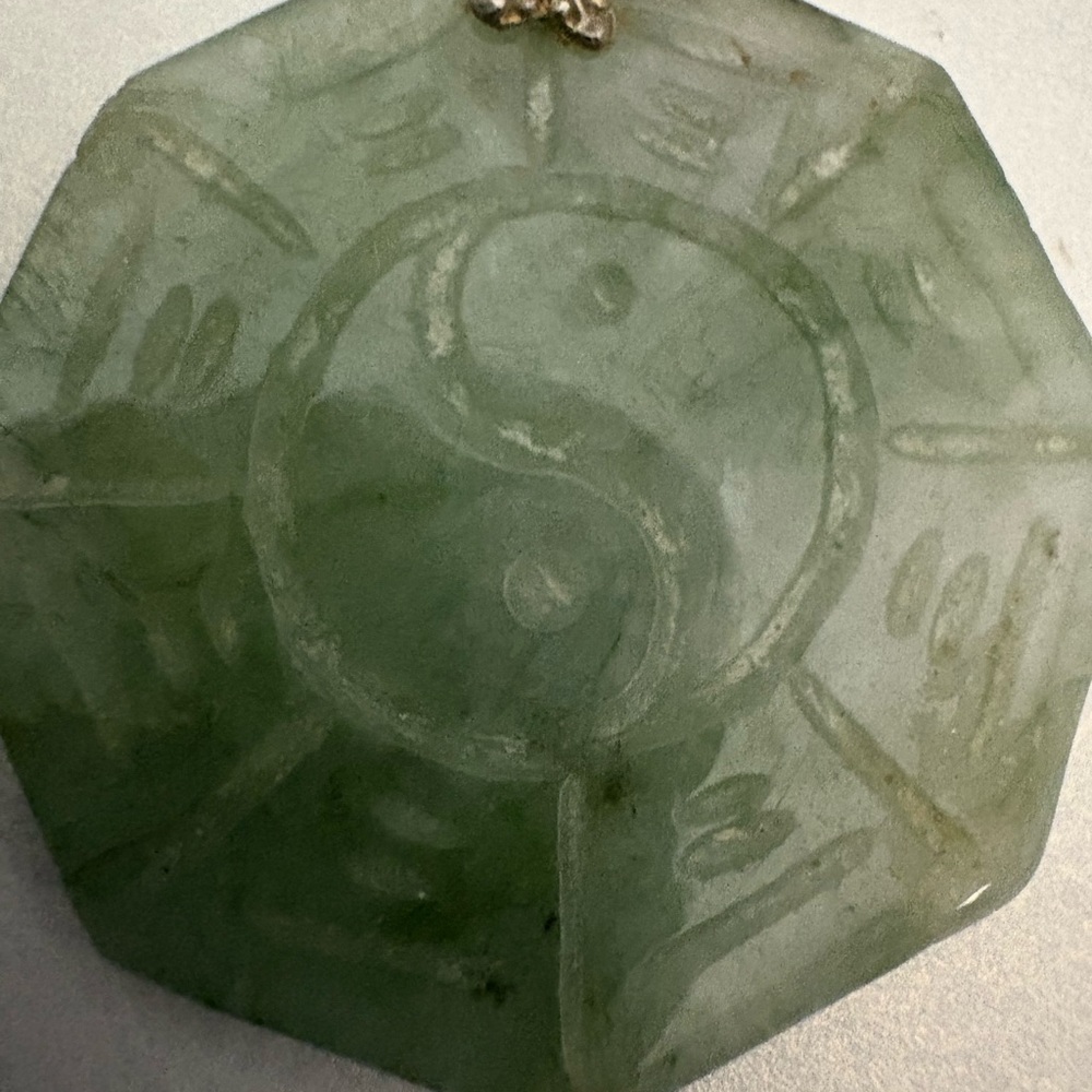 Vintage Large Jade Pendant Hand Carved Bagua Yin Yang 1 1/2in X 1 1/2 - Picture 5 of 7